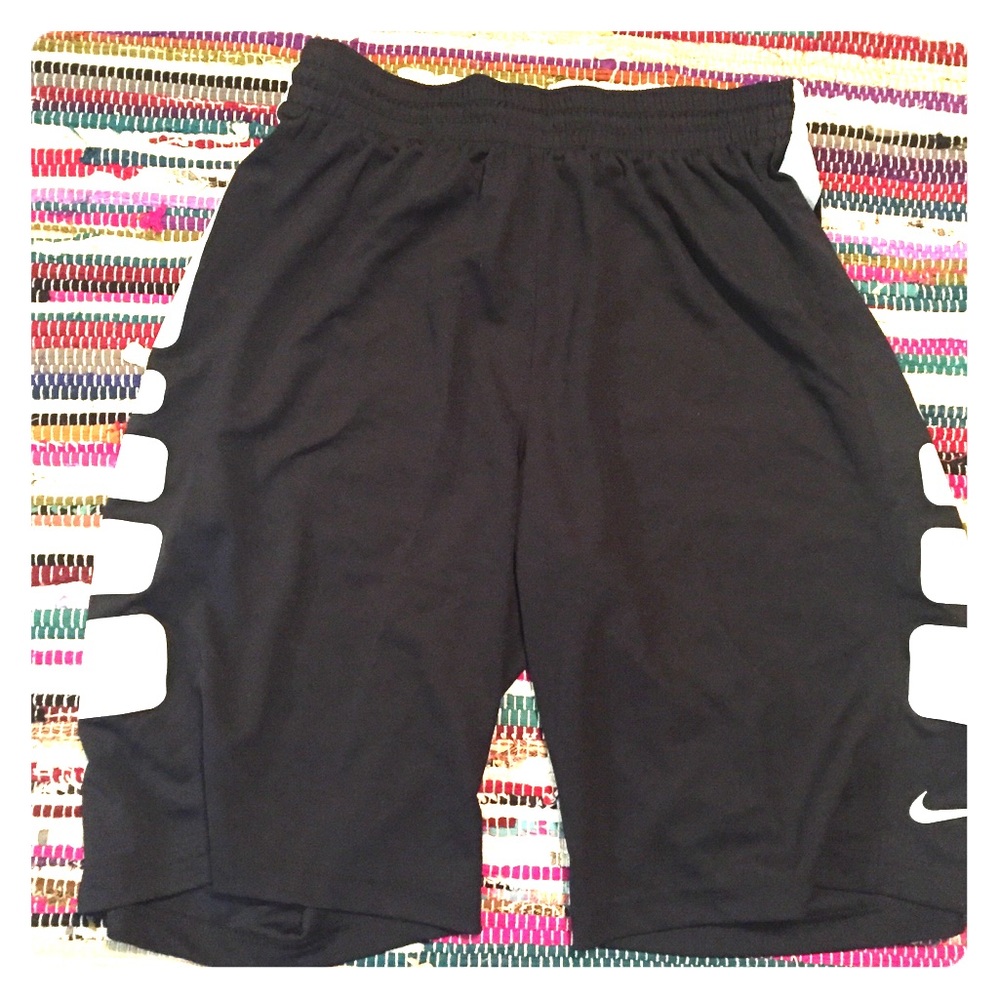 Nike Elite unisex basketball shorts